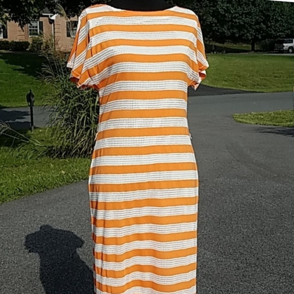 Dress by Sharangano - Picture 1 of 8